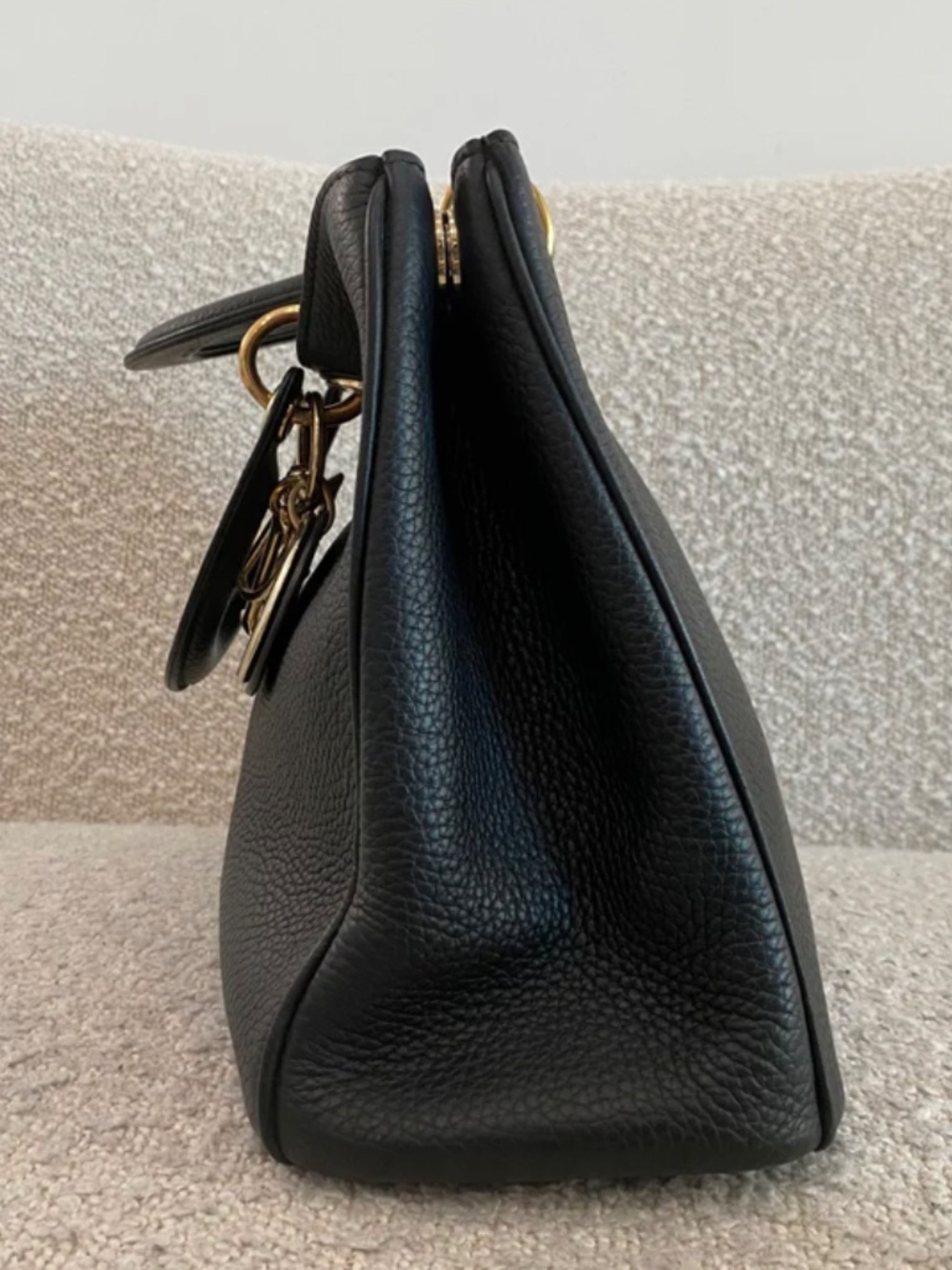 Authentic Pre-Owned Dior Medium Diorissimo Bag with removable strap black - Picture 5 of 15
